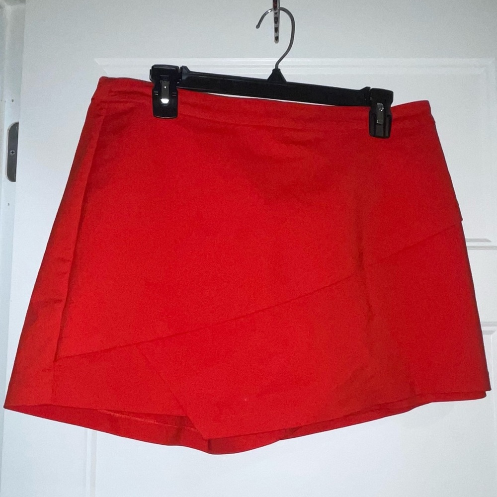 Gianni Bini red-orange mini skort